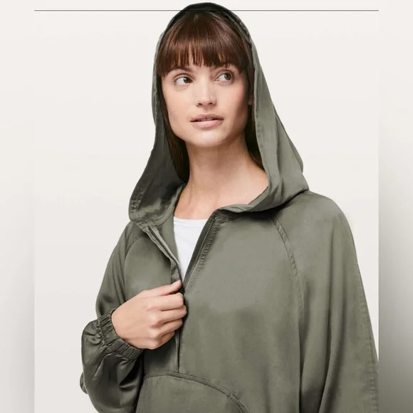 NWT Lululemon City Stroll Hoodie Grey Sage Size 8 - Picture 2 of 11